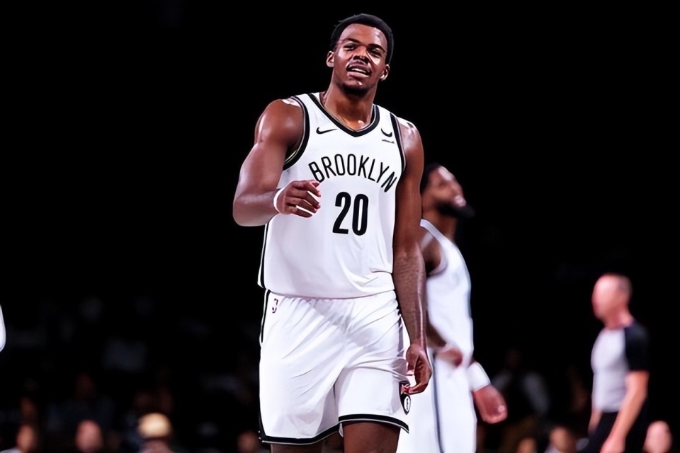 篮板, 够的薪资空