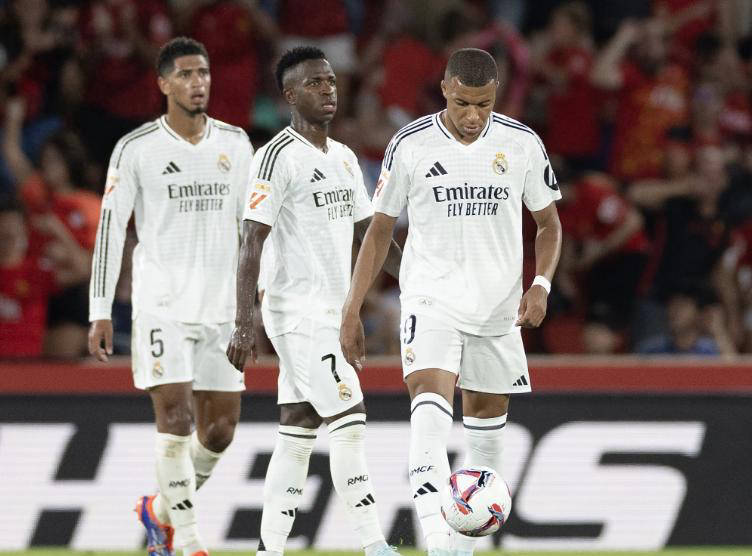 续约谈判中, 姆巴佩展现 续约谈判中, 姆巴佩展现