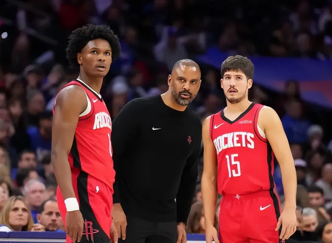 还有两张牌, div, 范乔丹 还有两张牌, div, 范乔丹