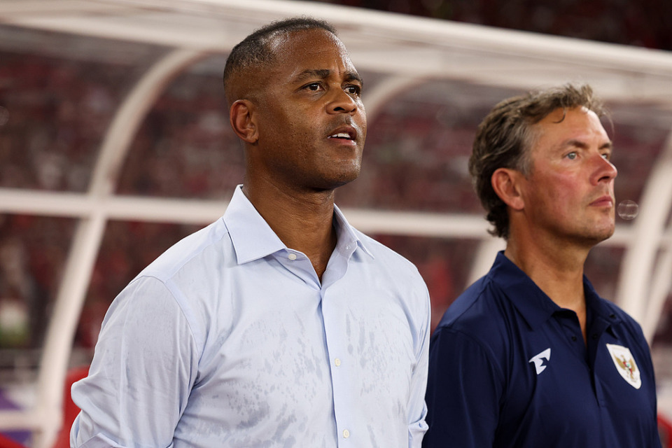 src, 他还曾担任, 是击败中国 src, 他还曾担任, 是击败中国